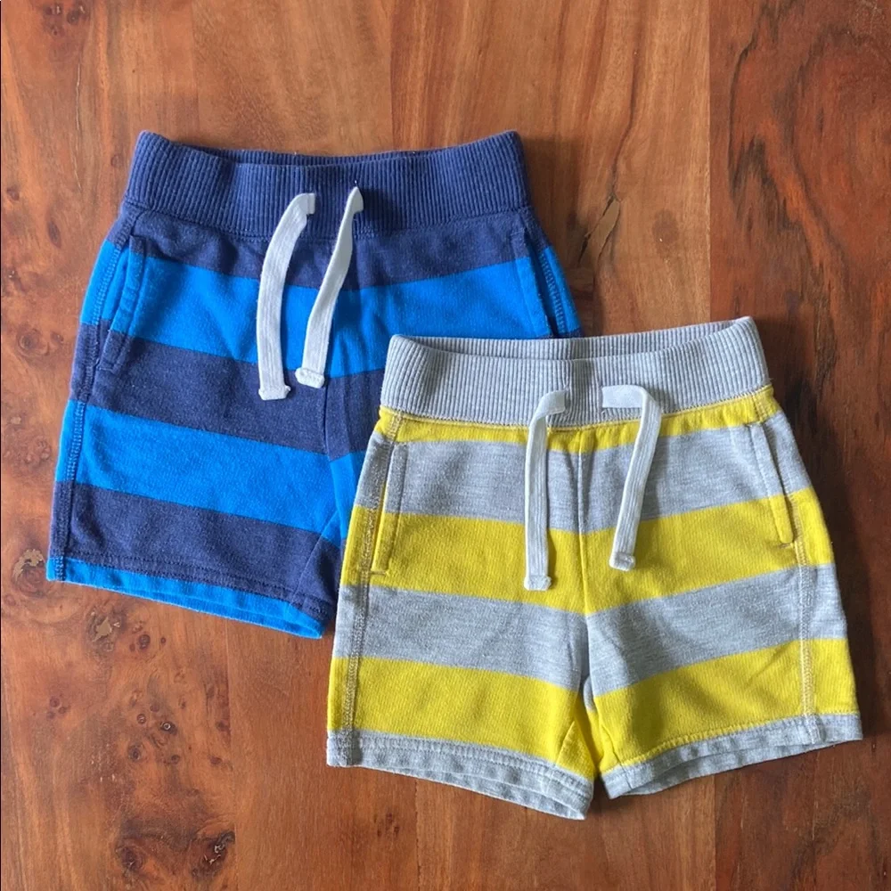 Old Navy boys bundle of two striped shorts blue yellow grey summer 18-24 months